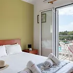 Socrates Hotel