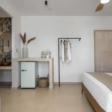 Socrates Hotel